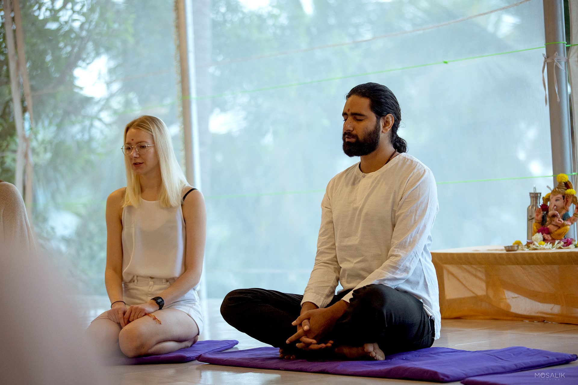 The Art of Teaching: Your Guide to Yoga Teacher Training Courses